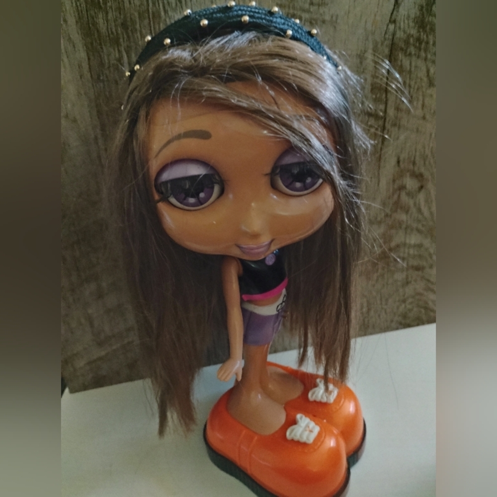Vintage 1999 Bratz Doll Electronic